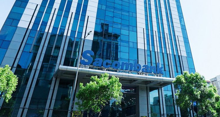 sacombank-giam-den-2-nam-lai-suat-cho-vay-ho-tro-khach-hang-bi-thiet-hai-do-bao-lu-1731226332735650142119 9 năm không chia cổ tức, lợi nhuận giữ lại Sacombank tiến gần 1 tỉ USD - Ảnh 1.